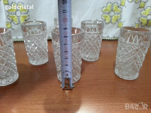Кристални чашки , снимка 3 - Антикварни и старинни предмети - 44343973