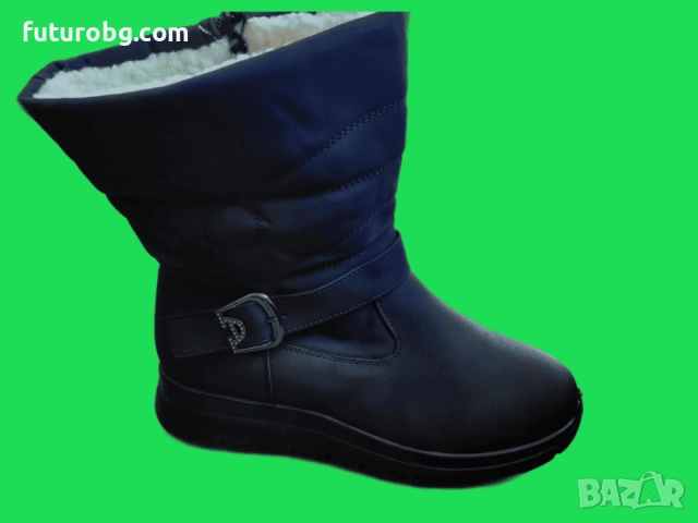 Топли и леки ботуши в черен цвят за жени