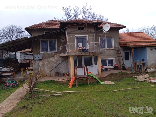 Продавам двуетажна къшта в грат сухиндол за повече информация на телефон .0884426529, снимка 7 - Къщи - 53468050