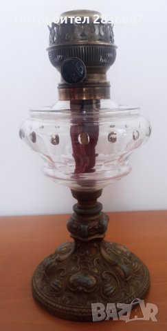 Стара салонна керосинова лампа от края на 19 век, снимка 1 - Антикварни и старинни предмети - 40072427
