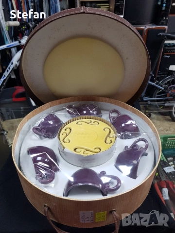 сервиз шест броя с чаши за кафе, снимка 4 - Сервизи - 52624879