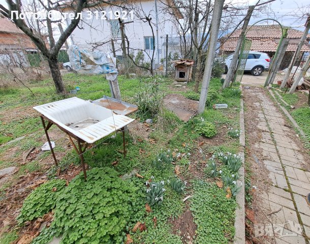 Самостоятелна къща с двор и гараж в с.Михнево , снимка 4 - Къщи - 44294684