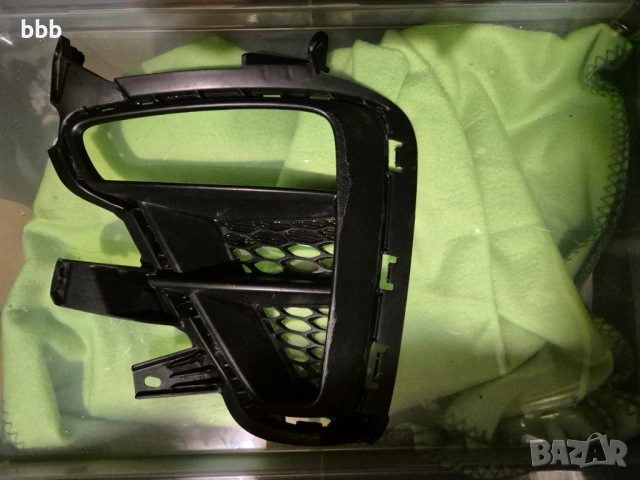 ОРИГИНАЛНА РЕШЕТКА ПРЕДНА БРОНЯ ХАЛОГЕН ЛЯВА/ДЯСНА KIA CEED III 18- 86563J7000/86564J7000, снимка 2 - Части - 53064463