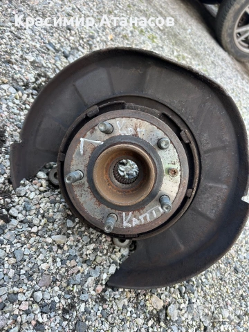 Шенкел главина задна лява за Шевролет каптива 2.0 CDTI. 4X4. 150кс. 2008г