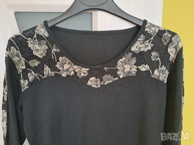 Блуза с дълъг ръкав черна с дантелени бели апликации, снимка 2 - Блузи с дълъг ръкав и пуловери - 49035525