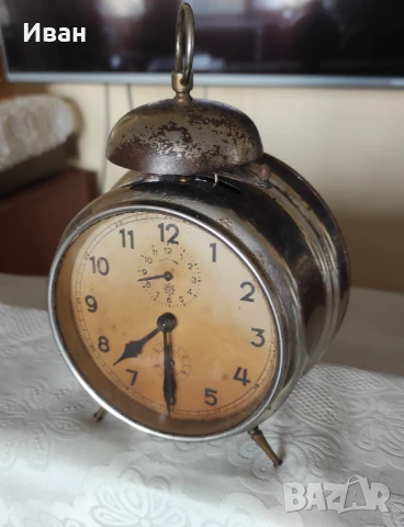 Механичен немски будилник Юнгханс