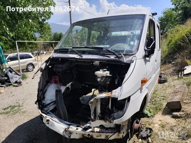Mercedes Sprinter 2.2 cdi На Части , снимка 3 - Части - 55786965