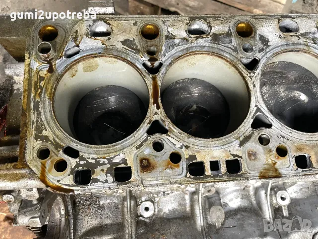 Двигателен Блок Бутала Колянов Вал 948101111CR Porsche Cayenne 957 4,8 V8, снимка 7 - Части - 49900373