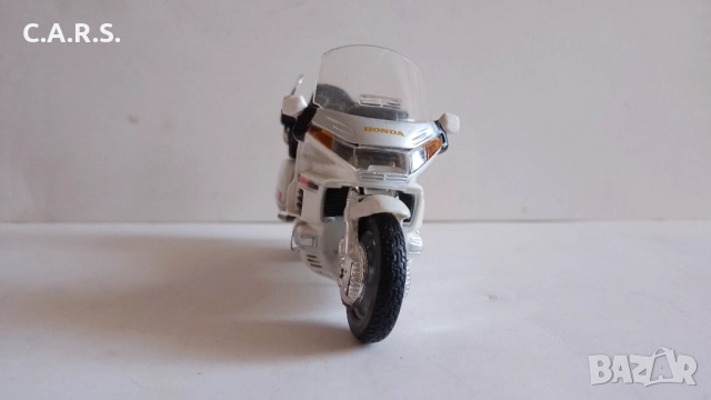 Мотори - Мащаб 1:18, снимка 5 - Колекции - 52292526