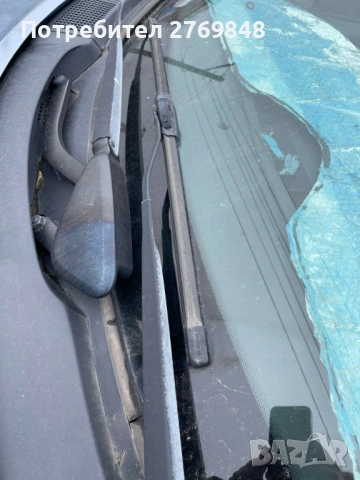 Дясно рамо за чистачка за Рено Сшеник 2004 г