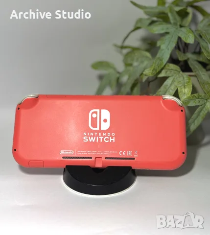 Nintendo Switch Lite Coral Pink + 32GB SanDisk + оригинален калъф, снимка 2 - Nintendo конзоли - 56086078