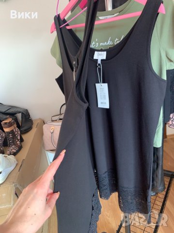 Черна рокля, снимка 2 - Рокли - 39673586