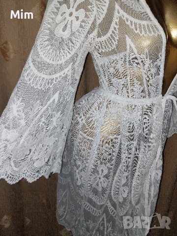   Charlotte Russe S Бял дантелен халат, снимка 7 - Нощници - 42197570