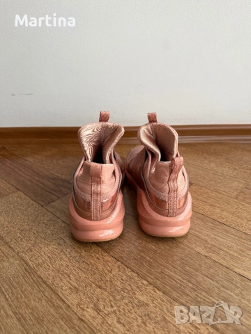 Обувки Puma Fierce, снимка 3 - Дамски ежедневни обувки - 53219908