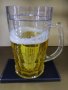 Халба чаша горяма тумбеста - изглежда винаги пълна, замръзва в камерата и се пие все ледена бира , снимка 2