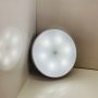 LED Smart нощна лампа със сензор USB зареждане , снимка 1 - Лед осветление - 42026135