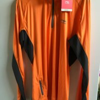 Продавам чисто нова спортна маркова блуза - дишаща материя за тичане и колоездене . , снимка 2 - Спортни дрехи, екипи - 35776946