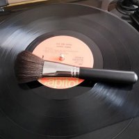 Cleaning Brush for LP Vinyl - №1, снимка 1 - Грамофони - 31587350