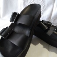 Черни дамки чехли на платформа, снимка 1 - Чехли - 35886430
