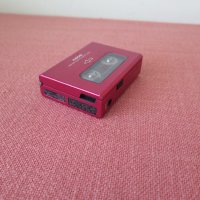 Sony walkman quartz WM-DD3 Red,1989г, снимка 9 - Радиокасетофони, транзистори - 41789336