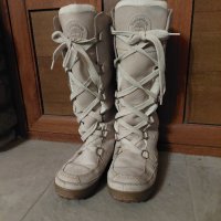 Дамски ботуши апрески Timberland , снимка 1 - Маратонки - 44327854