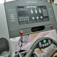 Бягаща пътека Life Fitness 95T Classic, снимка 1 - Фитнес уреди - 41226102