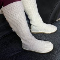 UGG Cardy Cable Knit Sweater Button Tall Boots — номер 40, снимка 2 - Дамски ботуши - 35962250