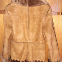 Кокетно кожено палто, снимка 5 - Палта, манта - 34762135