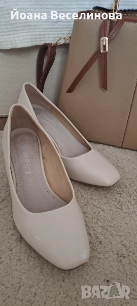 Бежови обувки с нисък ток, снимка 1