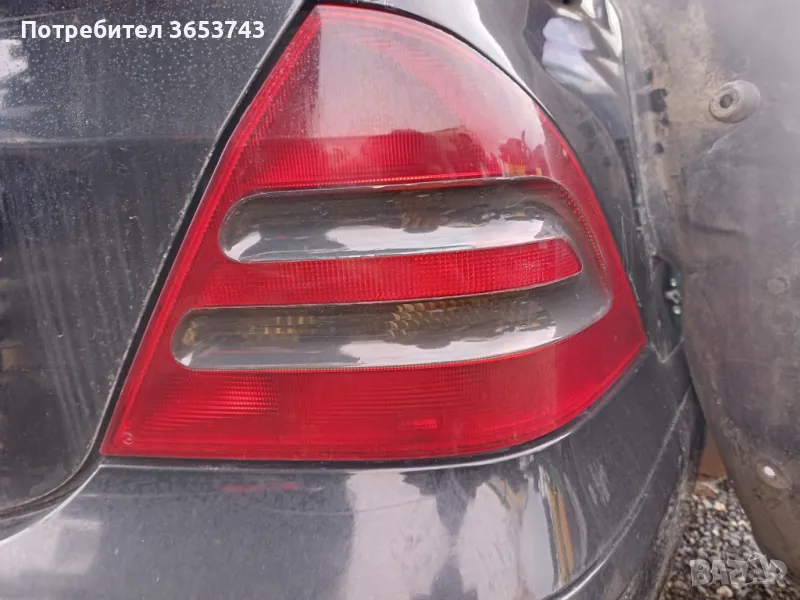 Mercedes C class 203 десен стоп , снимка 1