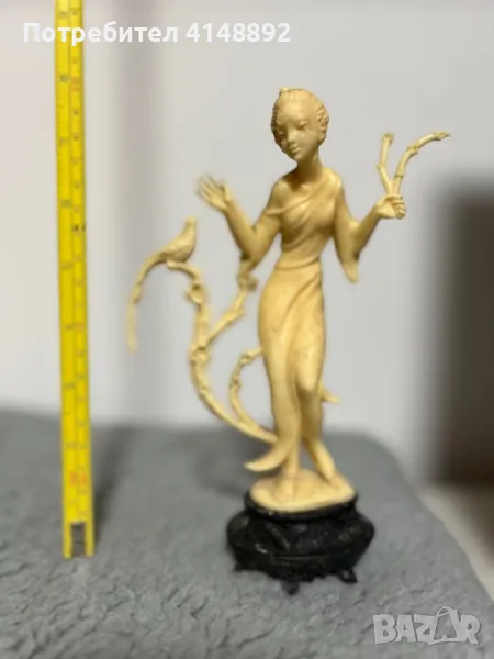 Азиатска статуетка танцуваща дама, снимка 1