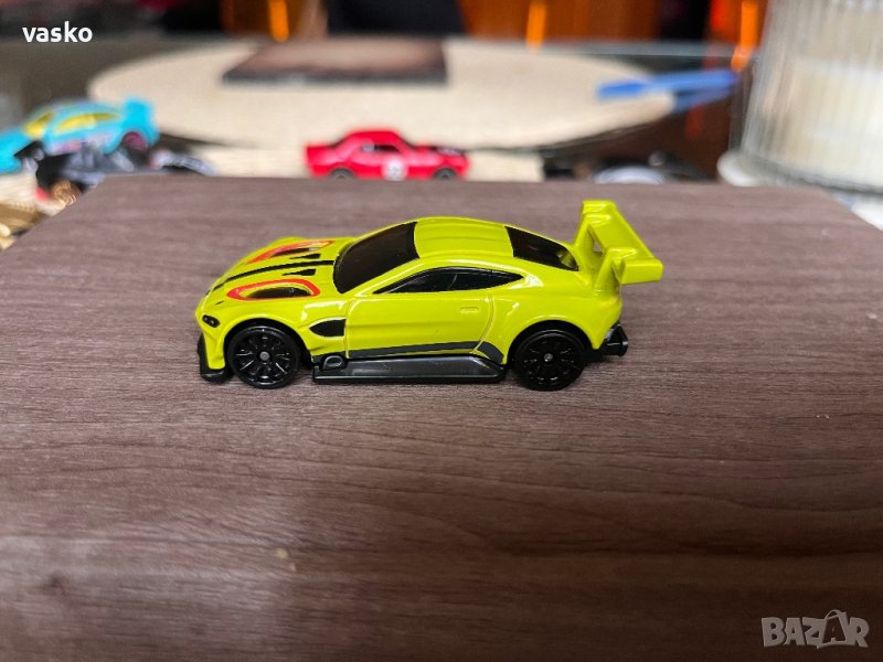Hotwheels-Aston Martin, снимка 1