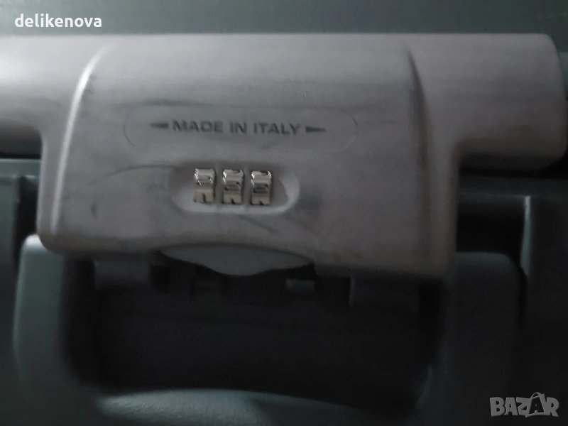 Два куфара RONCATO Italy Голям качествен куфар 70/30/50 см. , снимка 1