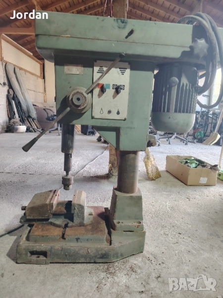 Настолна трифазна бормашина , снимка 1