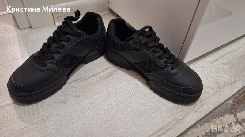 Нови маратонки ellesse 37 номер, снимка 1