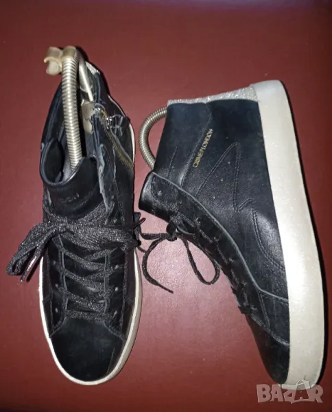 Crime London - Боти 40 номер стелка 26 см. Черна кожа с брокат зад петите., снимка 1