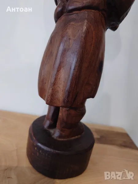 Статуетка дърворезба , снимка 1