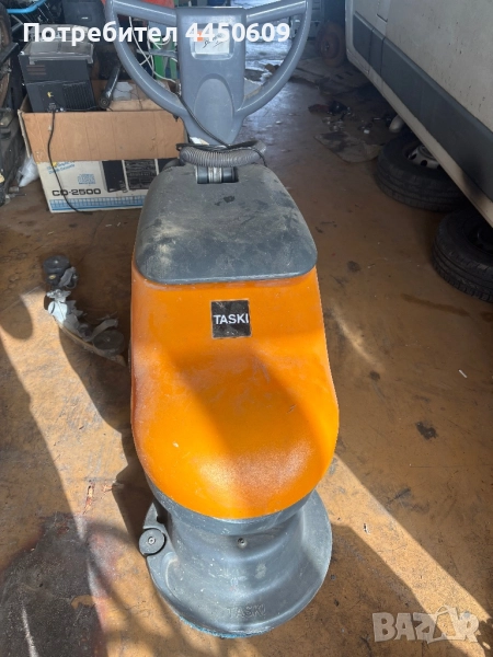 Машина за миене на под, снимка 1