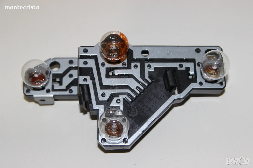 Дясна платка стоп BMW E87 Serie 1 (2004-2007г.) 63216924510 / 6321 6924510 десен ламподържач, снимка 1