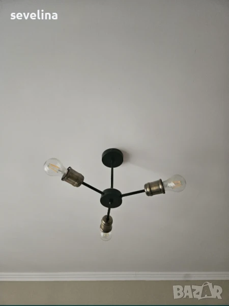 Таванни лампи с 3 крушки - 2 броя, снимка 1