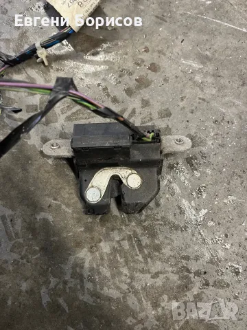 Брава заден капак Опел Корса Д