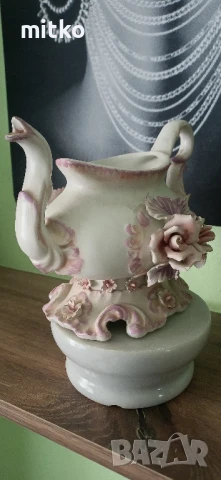 Изящна италианска порцеланова каничка, снимка 3 - Колекции - 50666731