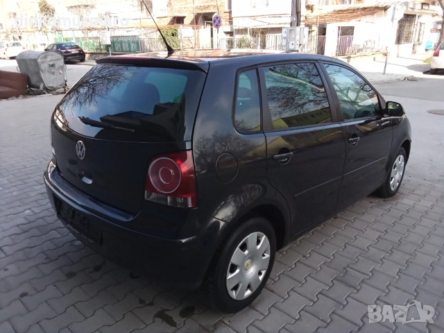 VW Polo 1.4i-75kc., снимка 8 - Автомобили и джипове - 53659022