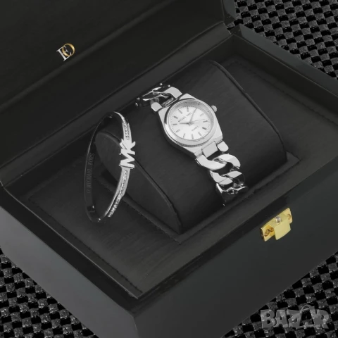 часовник и гривна cartier hermes prada gucci versace Michael kors , снимка 7 - Дамски - 51024483