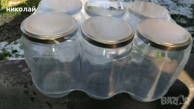 продавам нови буркани с капачки 720 мл 