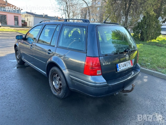Vw Bora 1.6, снимка 4 - Автомобили и джипове - 53489253