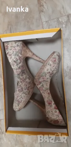 Дамски обувки с висок ток , снимка 4 - Дамски обувки на ток - 50055617