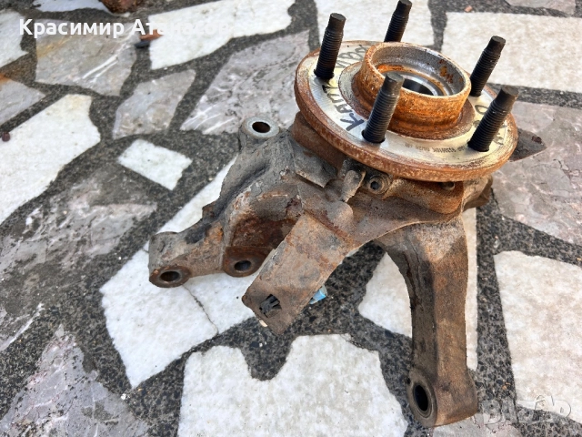 Шенкел главина преден десен за Шевролет каптива 2.0 CDTI. 150кс. 4X4. , снимка 2 - Части - 51573554