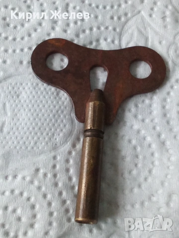 Ключ за стенен часовник 53389, снимка 4 - Антикварни и старинни предмети - 53137669