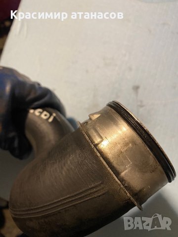 Маркуч турбо за Мерцедес Ц-класа w203.A2035283382, снимка 3 - Части - 42370474